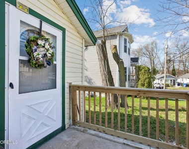 209 Hilltop Boulevard - Photo Thumbnail 9