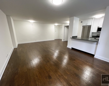 East 56 Street - Photo Thumbnail 1