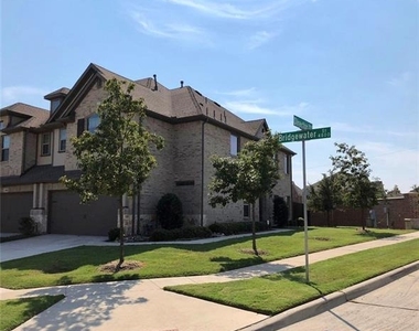 4800 Bridgewater Street - Photo Thumbnail 1