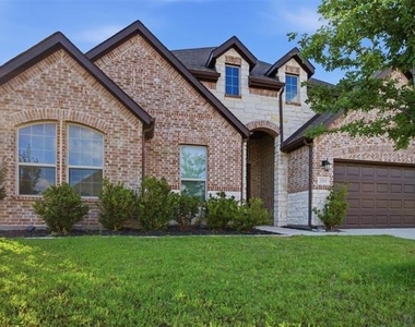 208 Sequoia Drive - Photo Thumbnail 1
