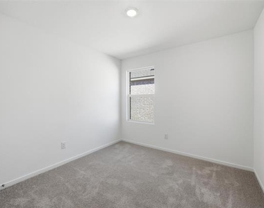1617 Elliott Road - Photo Thumbnail 7