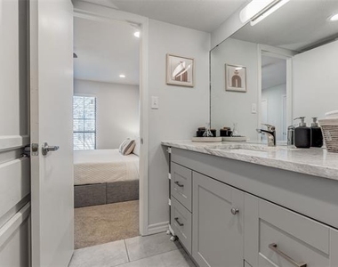 4338 Hartford Street - Photo Thumbnail 15