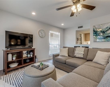 4338 Hartford Street - Photo Thumbnail 1