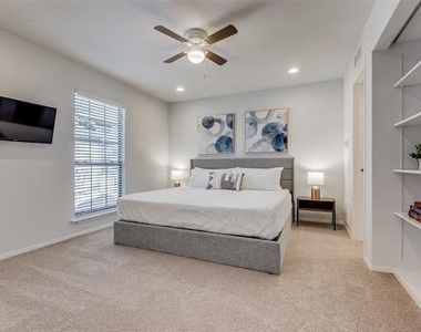 4338 Hartford Street - Photo Thumbnail 6