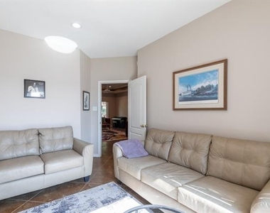 364 Alexandra Drive - Photo Thumbnail 4