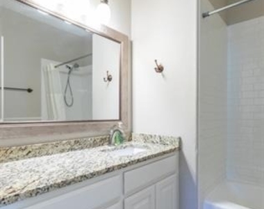 364 Alexandra Drive - Photo Thumbnail 23