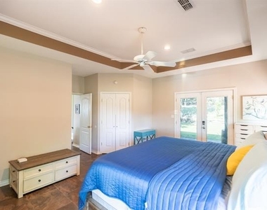364 Alexandra Drive - Photo Thumbnail 11