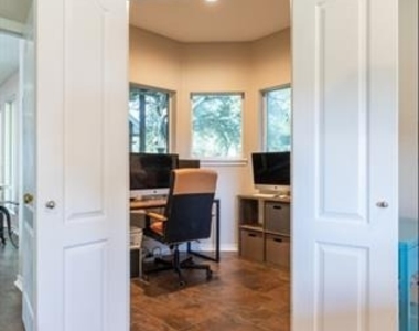 364 Alexandra Drive - Photo Thumbnail 6