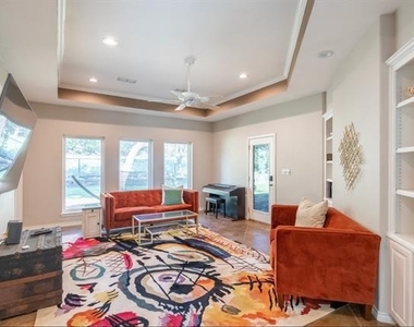 364 Alexandra Drive - Photo Thumbnail 14