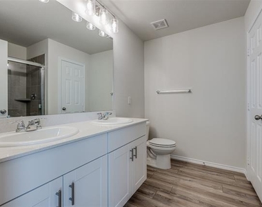 877 Table Rock Street - Photo Thumbnail 13