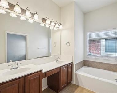 1280 Seymour Drive - Photo Thumbnail 22