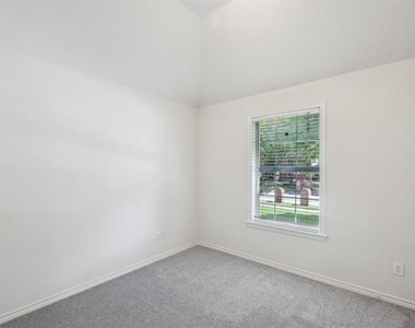 1280 Seymour Drive - Photo Thumbnail 16