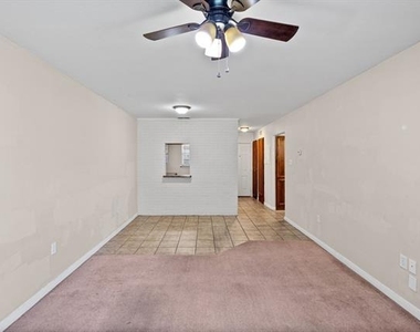 1220 Texas Street - Photo Thumbnail 1