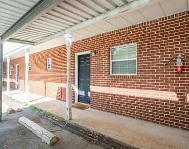 1220 Texas Street - Photo Thumbnail 16