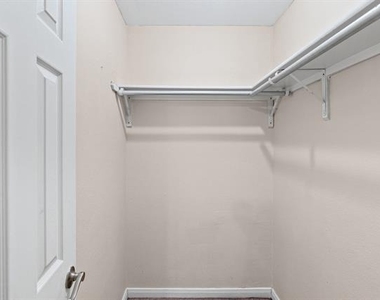 1220 Texas Street - Photo Thumbnail 11