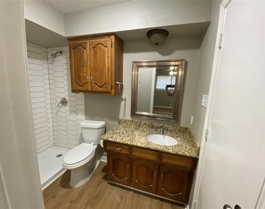 307 Wildwood Lane - Photo Thumbnail 27