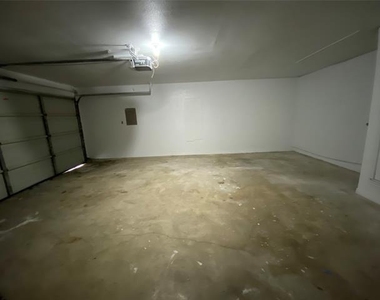307 Wildwood Lane - Photo Thumbnail 29