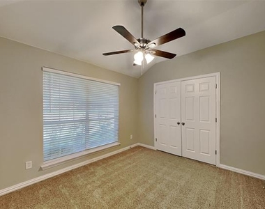 408 Jeffdale Drive - Photo Thumbnail 14