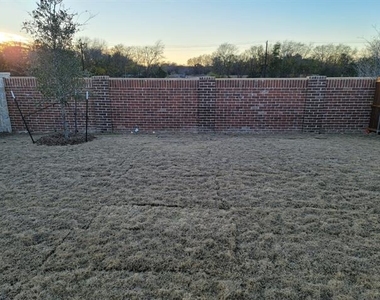 7513 Bluebell Lane - Photo Thumbnail 18