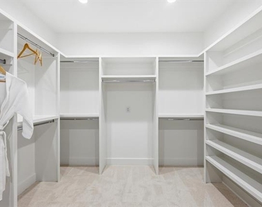 4525 Hopkins Avenue - Photo Thumbnail 19