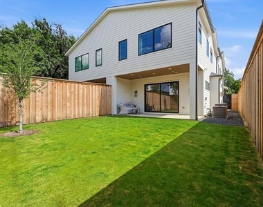 4525 Hopkins Avenue - Photo Thumbnail 27