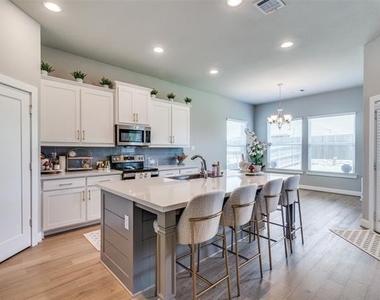 268 Cisco Trail - Photo Thumbnail 9