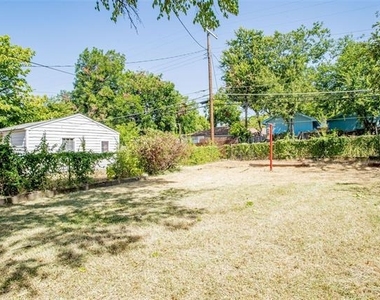 3323 W Clarendon Drive - Photo Thumbnail 25
