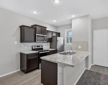 2420 Canongate Drive - Photo Thumbnail 9