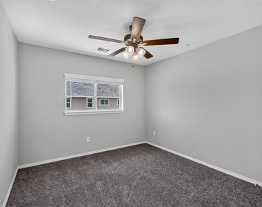 2420 Canongate Drive - Photo Thumbnail 23