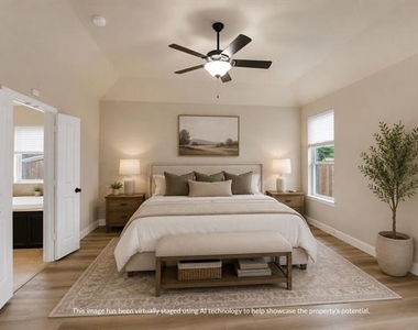 437 Whispering Willow Drive - Photo Thumbnail 10