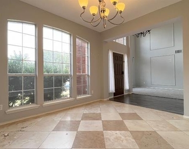 4205 Holly Drive - Photo Thumbnail 9