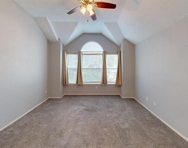 4205 Holly Drive - Photo Thumbnail 13