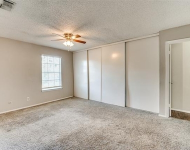 8838 Hidden Hill Drive - Photo Thumbnail 7