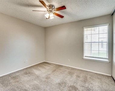 8838 Hidden Hill Drive - Photo Thumbnail 10