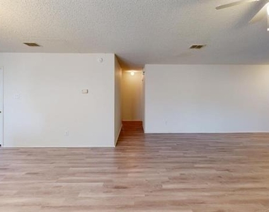603 Ambarella Street - Photo Thumbnail 5