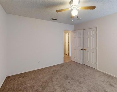603 Ambarella Street - Photo Thumbnail 15