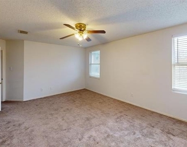 603 Ambarella Street - Photo Thumbnail 9