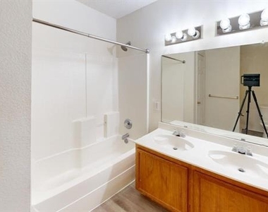 603 Ambarella Street - Photo Thumbnail 17