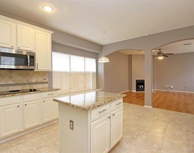 4251 Millview Lane - Photo Thumbnail 4