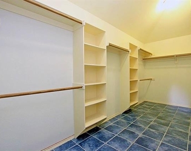4251 Millview Lane - Photo Thumbnail 18
