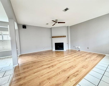 4251 Millview Lane - Photo Thumbnail 8
