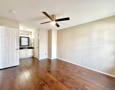 4251 Millview Lane - Photo Thumbnail 22
