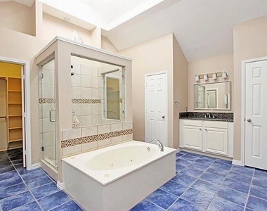 4251 Millview Lane - Photo Thumbnail 17