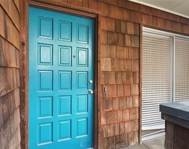 3707 Miles Street - Photo Thumbnail 1
