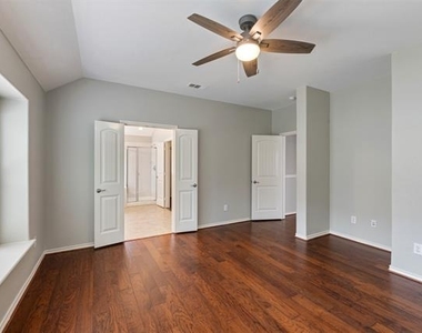 5005 Cassidy Lane - Photo Thumbnail 13