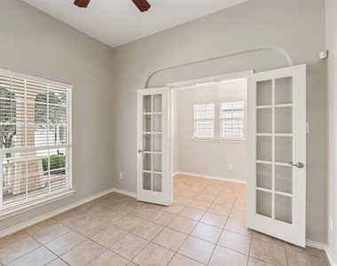 5005 Cassidy Lane - Photo Thumbnail 6