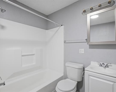 615 W Coffin Street - Photo Thumbnail 21