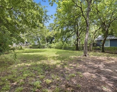 615 W Coffin Street - Photo Thumbnail 24