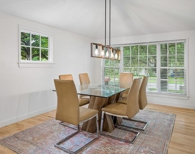 6312 Malcolm Drive - Photo Thumbnail 4