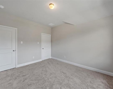 4724 Ladrillo Lane - Photo Thumbnail 15